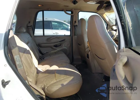 1998 Ford Expedition z USA, uszkodzony, nr VIN 1FMR417XWLA87930